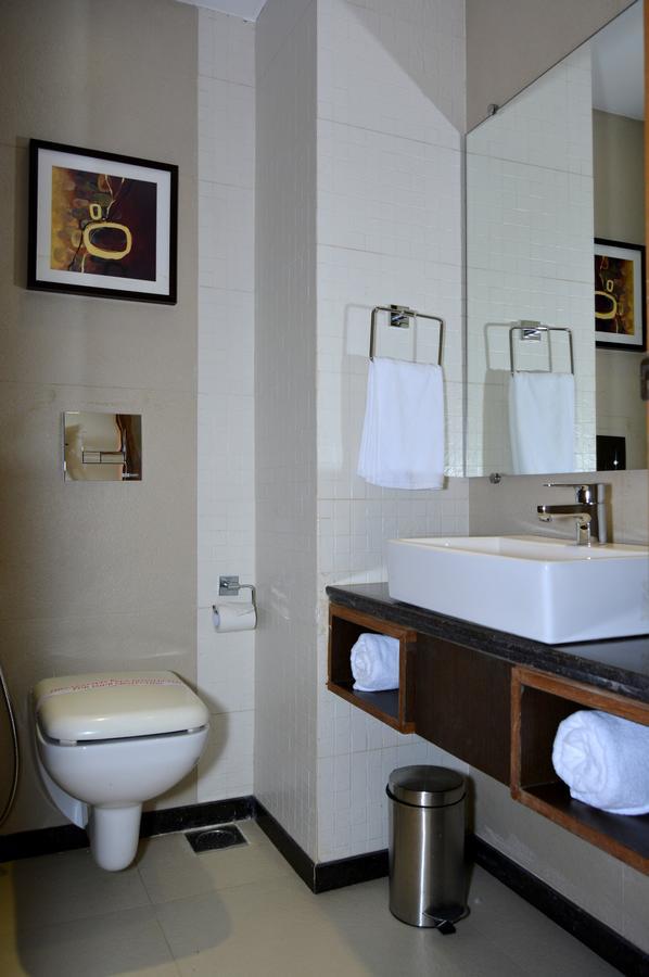 Hotel Orion Premiere Panaji Extérieur photo